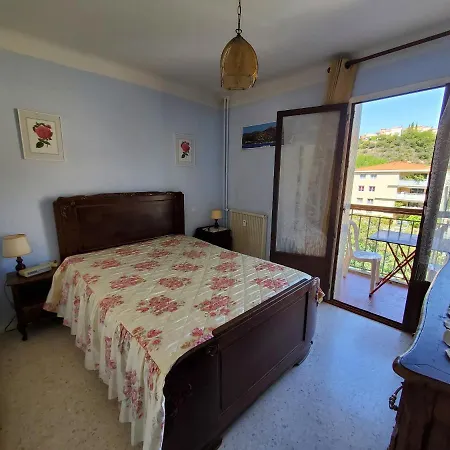 3 Pieces 65M2 St Raphael